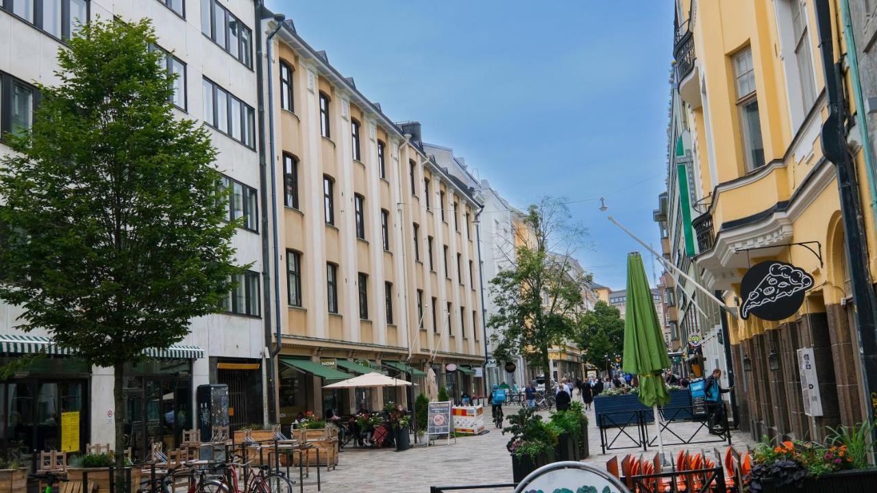 Nice Studio Apartment On A Pedestrian Street Helsinki Luaran gambar