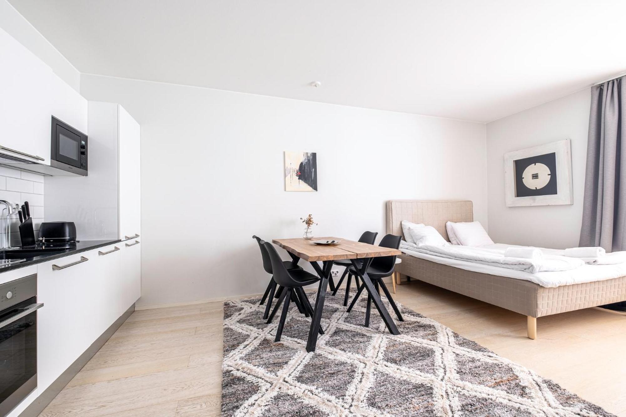 Nice Studio Apartment On A Pedestrian Street Helsinki Luaran gambar